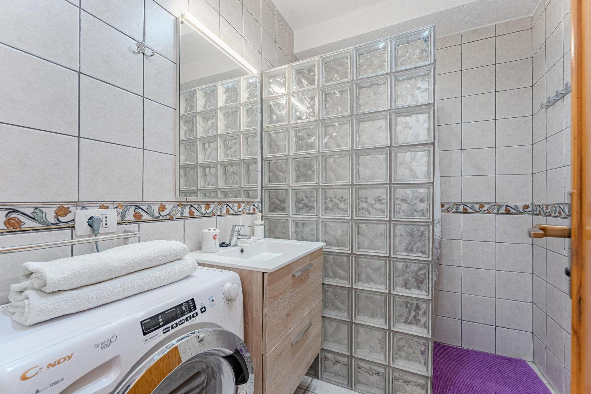 Park Margarita One Bedroom Лос Кристианос Экстерьер фото